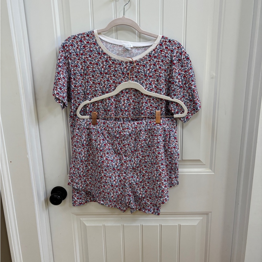 Lake Crewneck Floral Pajamas